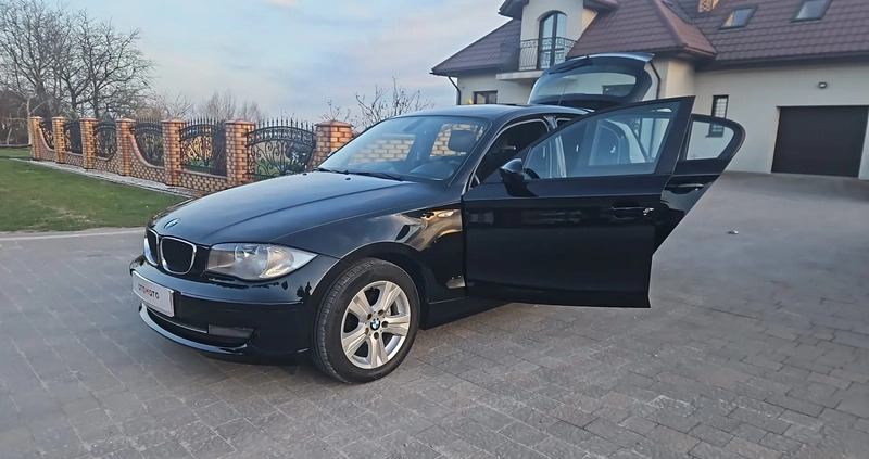 BMW Seria 1 cena 24900 przebieg: 93000, rok produkcji 2009 z Łobżenica małe 232